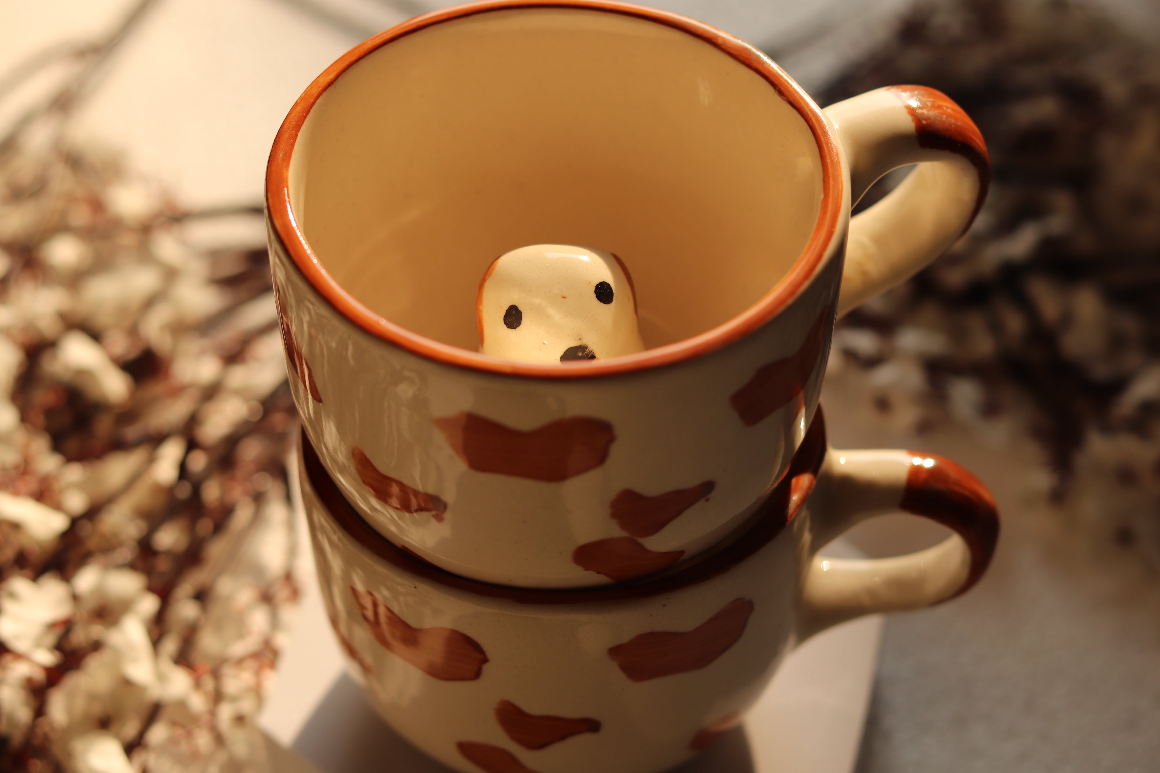 Peek-a-Boo Mugs