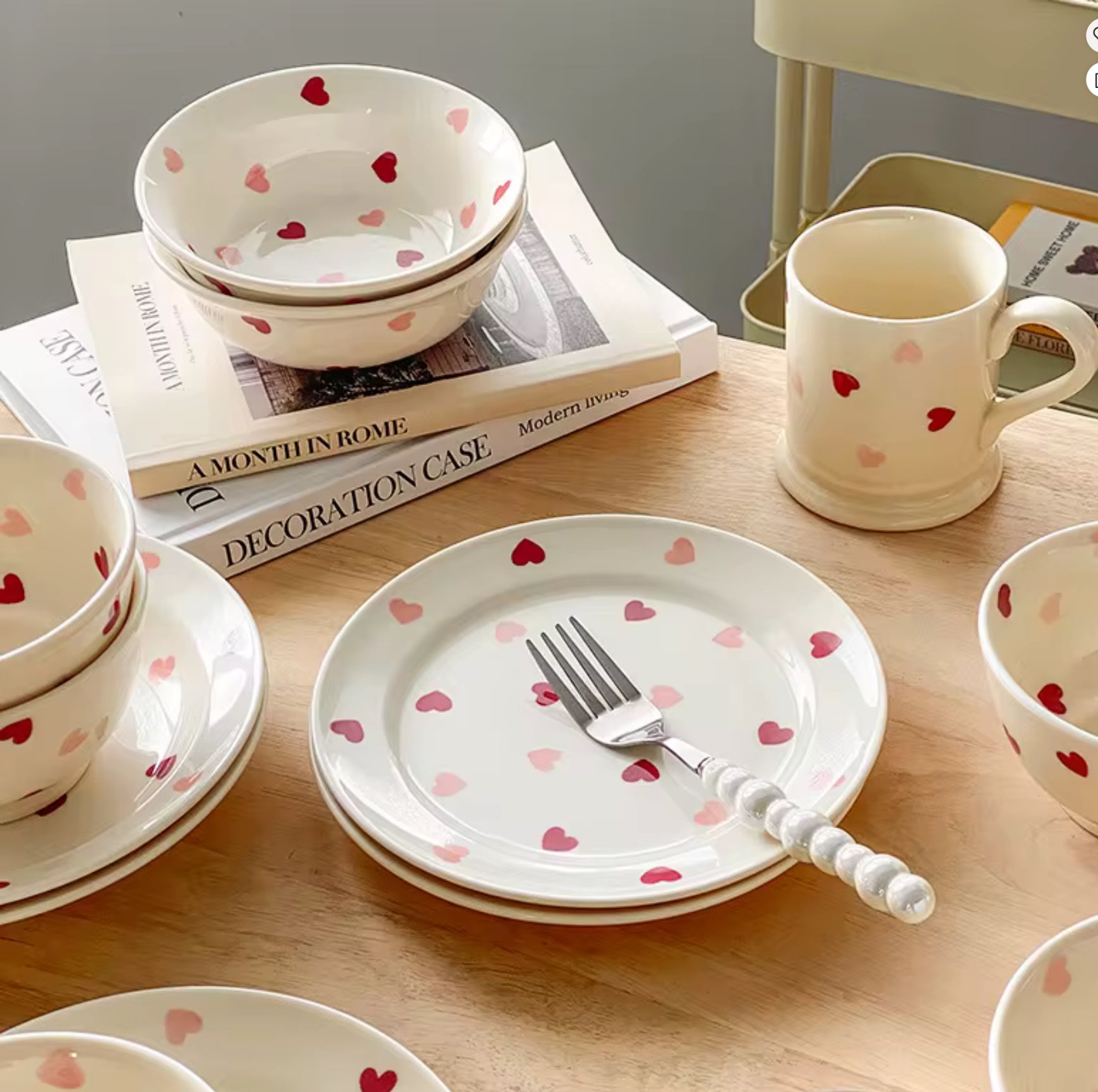 Sweet Hearts Breakfast plates Set of 4